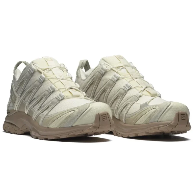 O XA Pro 3D Suede “Vanilla Ice Natural Cement”